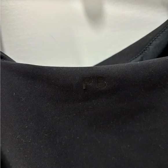 Abercrombie & Fitch Black Sports Bra with Tan Piping size XXL - Picture 4 of 5